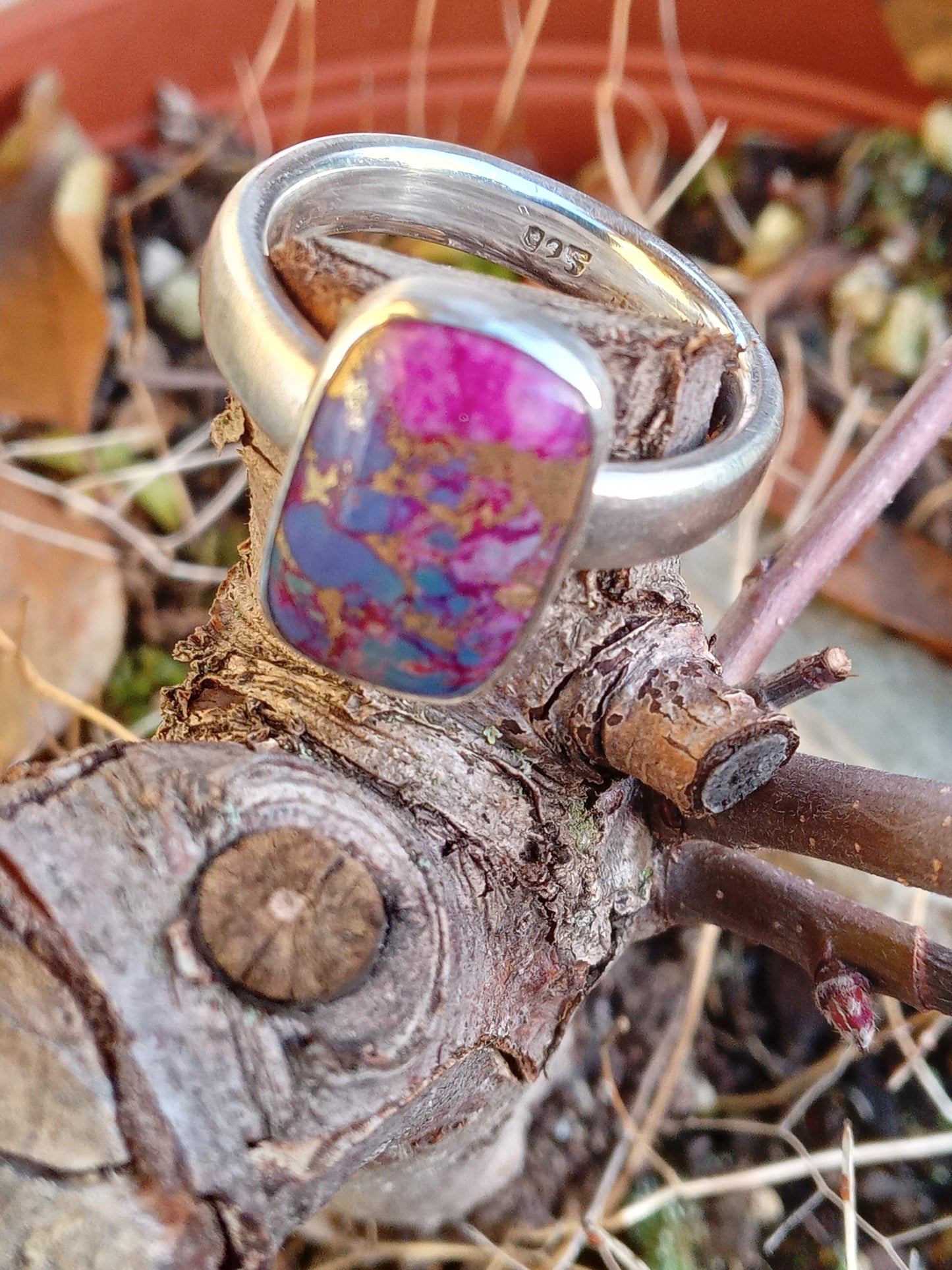 Silberring mit violettem Türkis (925er Silber)