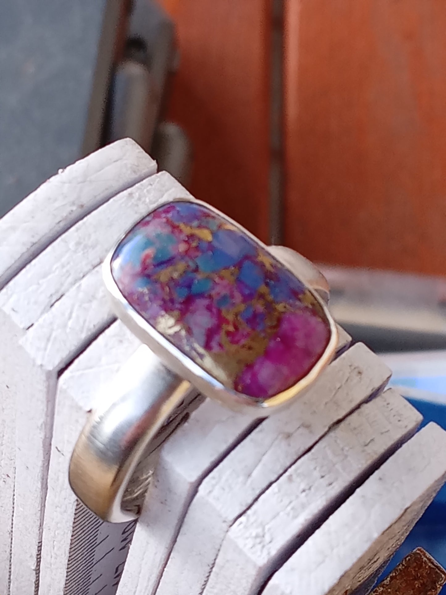 Silberring mit violettem Türkis (925er Silber)