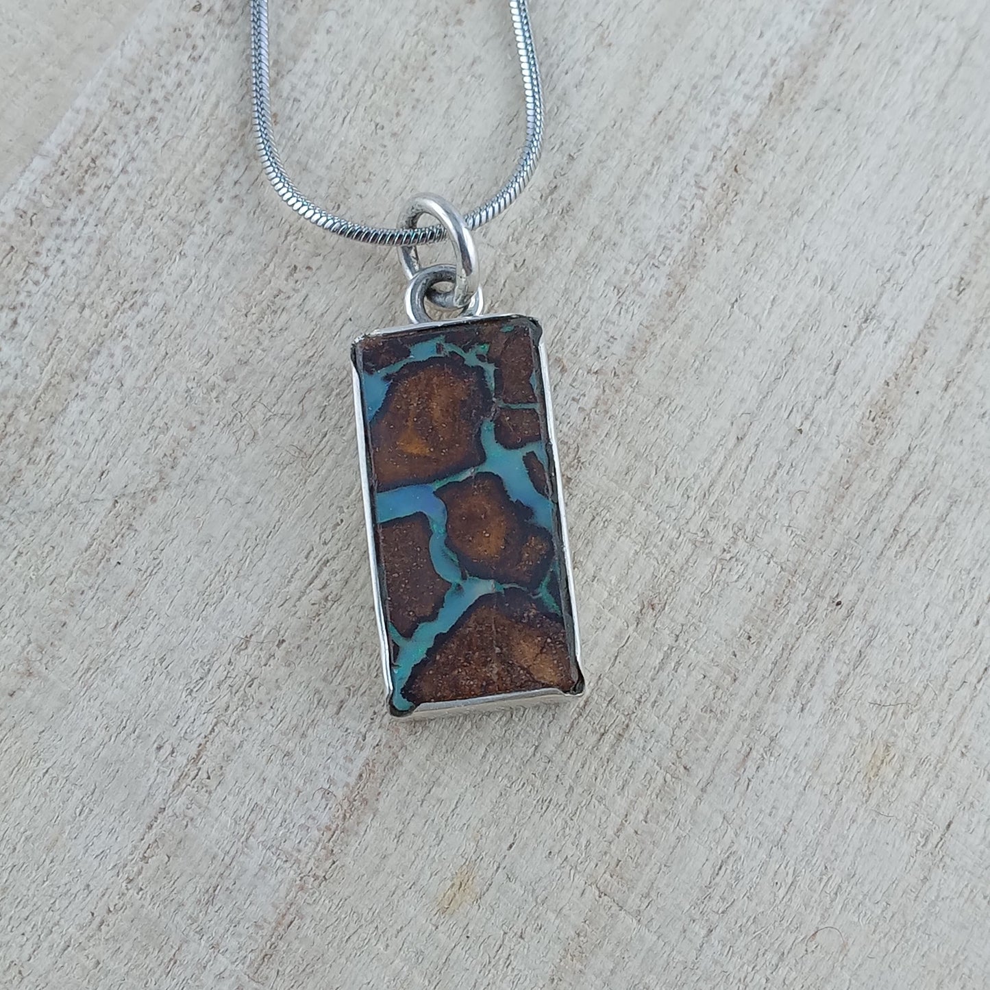 Anhänger mit Boulderopal (925er Silber)