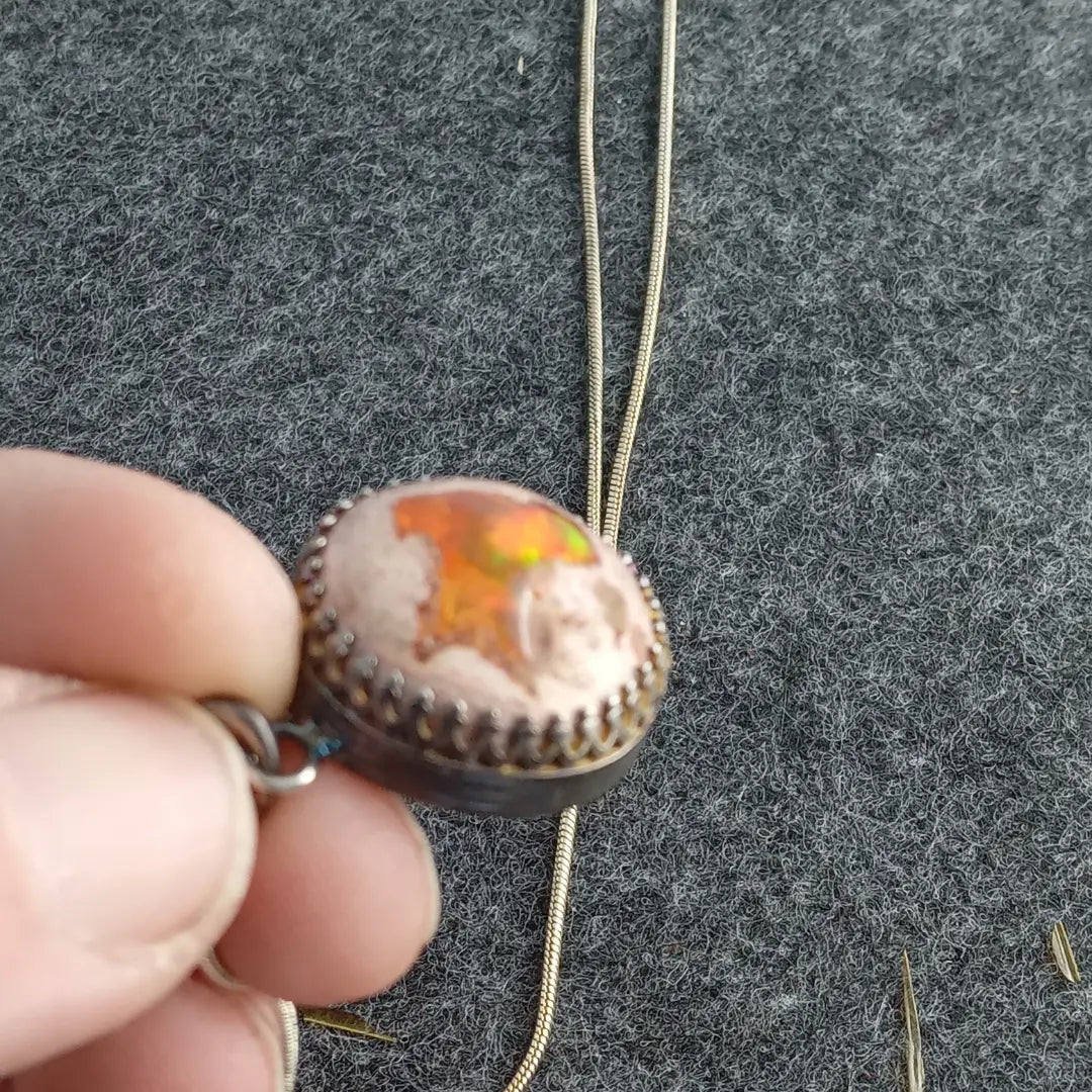 Anhänger mit mexikanischem Feueropal (925er Silber)