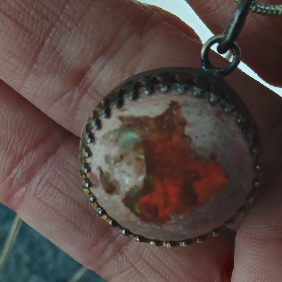 Anhänger mit mexikanischem Feueropal (925er Silber)