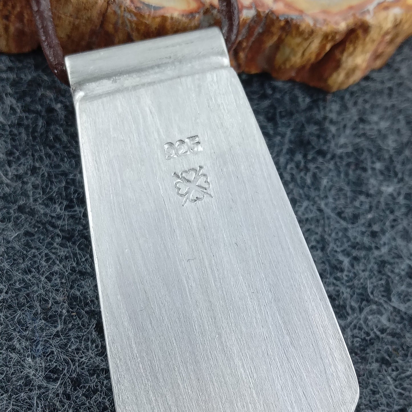 Anhänger mit außergewöhnlichem hellgrünen Türkis (925er Silber)