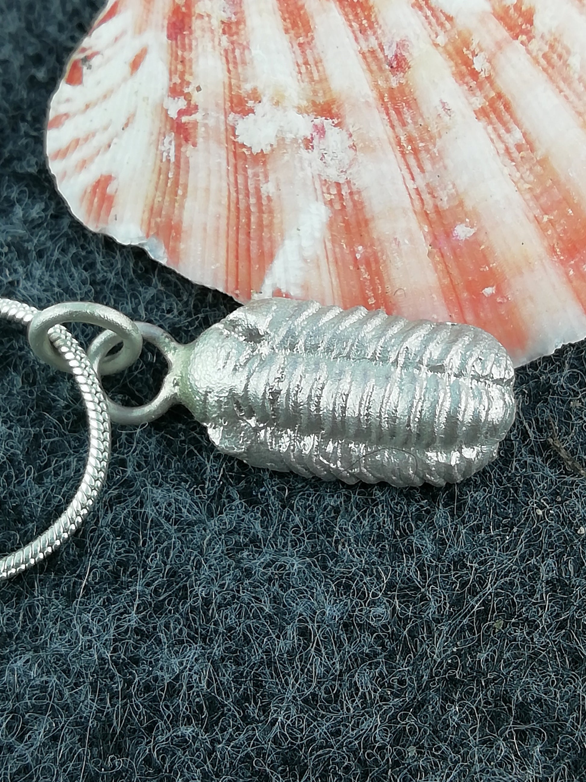 Beautiful necklace with trilobite made of 925 silver