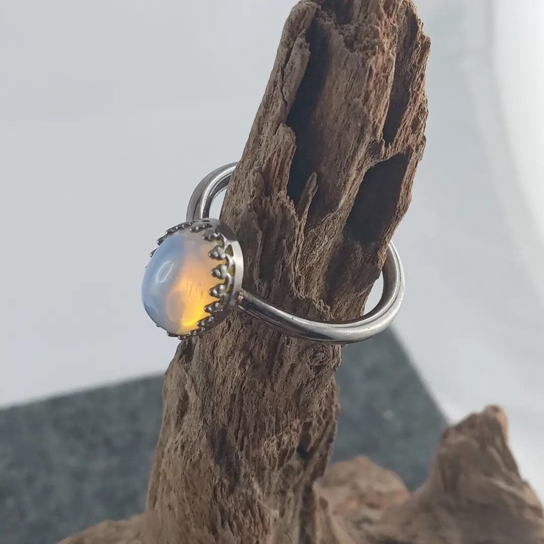 Silberring mit äthiopischem Opal