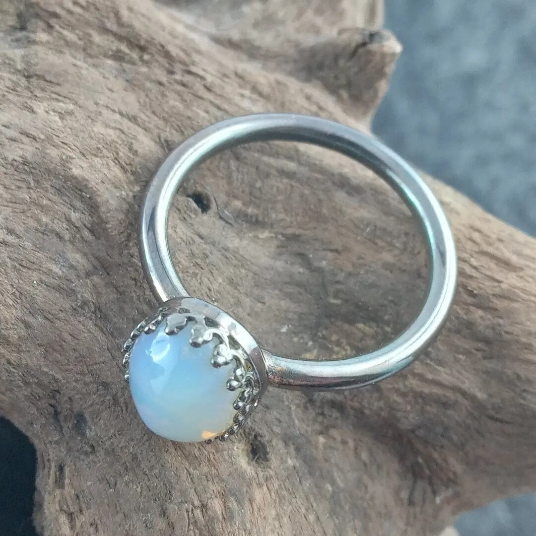 Silberring mit äthiopischem Opal
