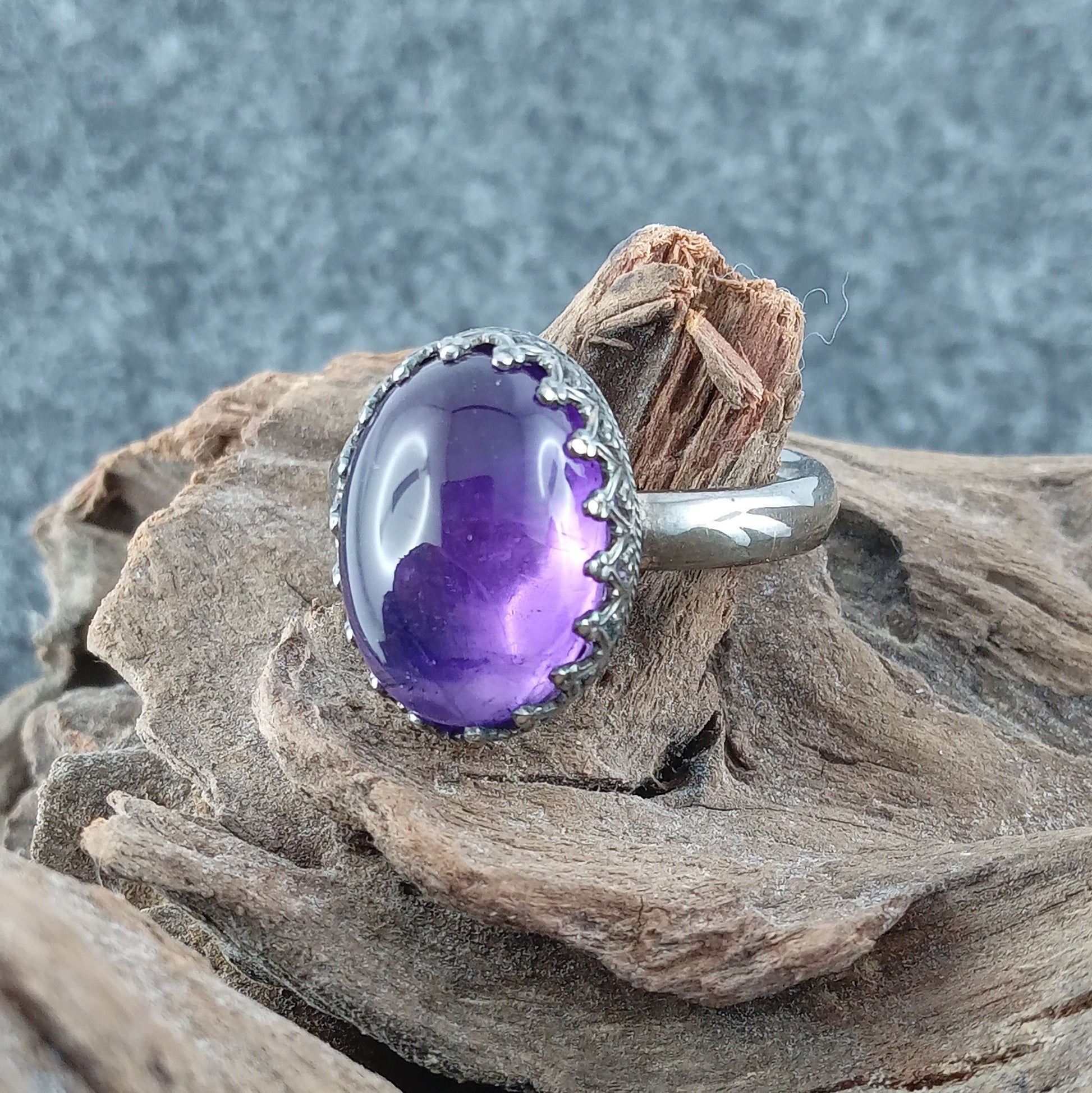 Silver ring with amethyst