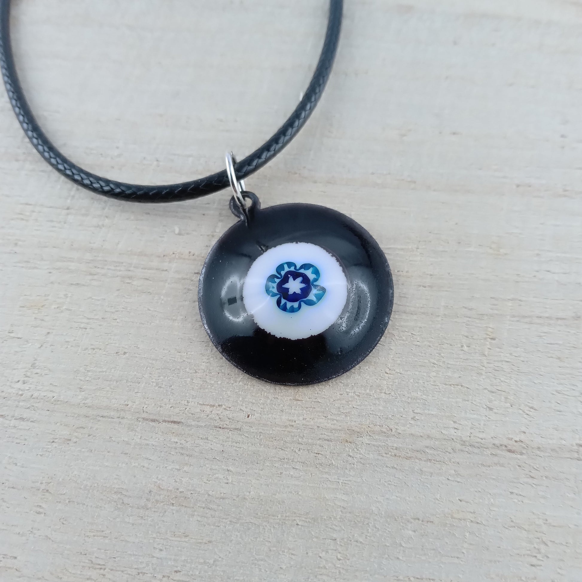 Pendant with enamel, round pendant with chain