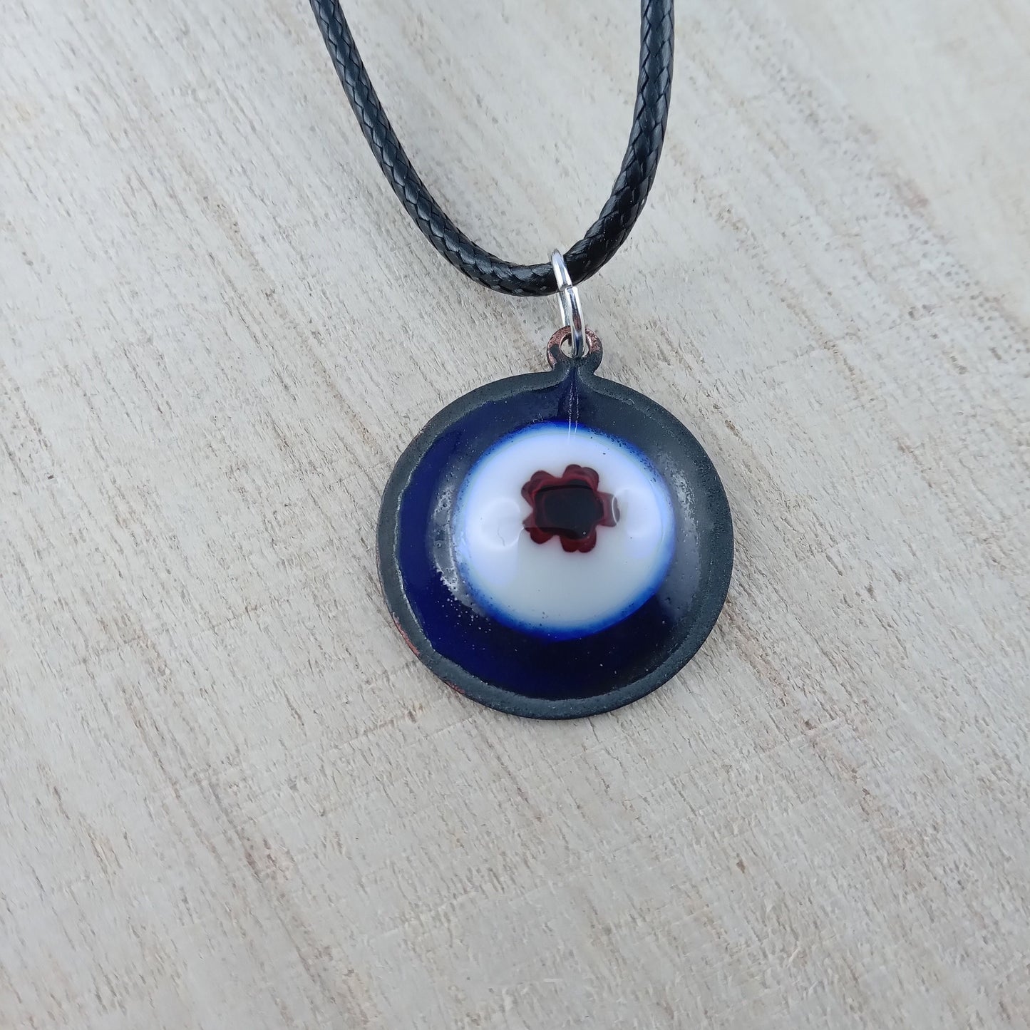 Pendant with enamel, round pendant with chain